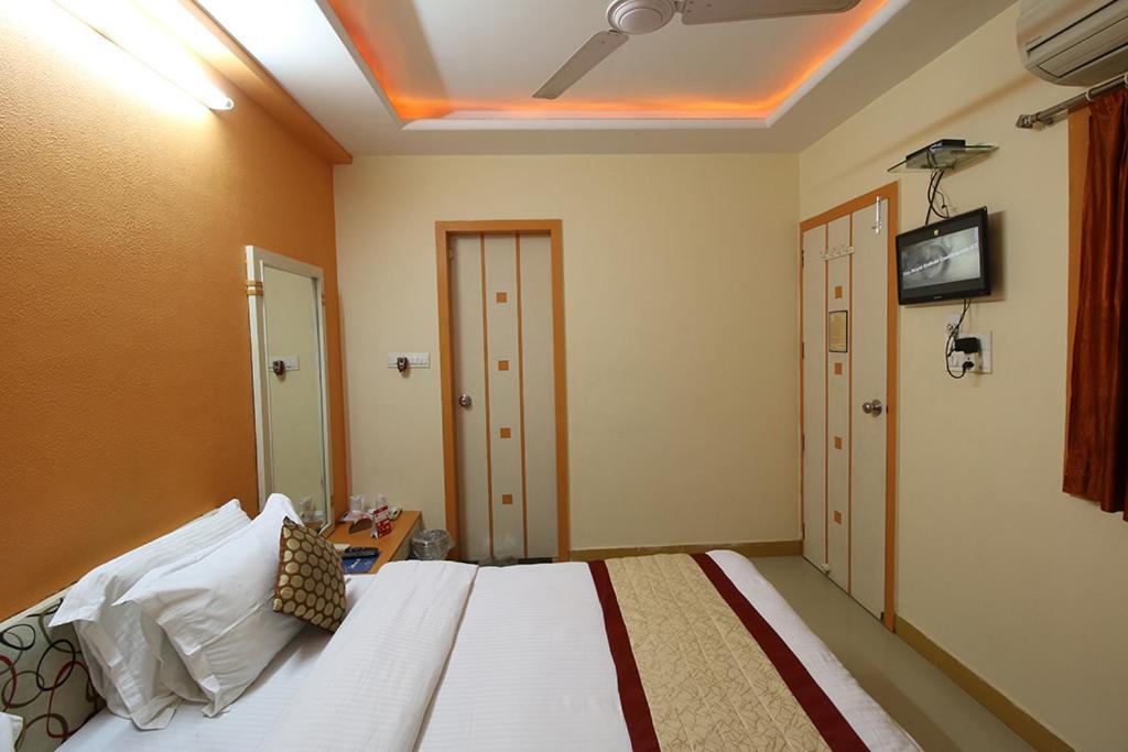 Hotel Shyam Excellency Джодхпур Экстерьер фото